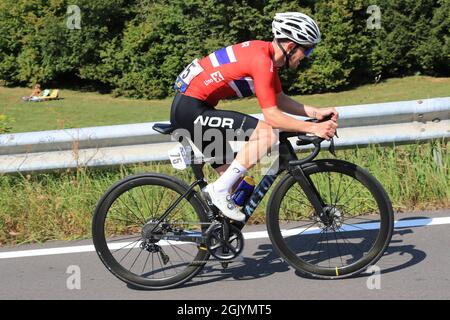 Trento, Italie. 12 septembre 2021. Championnats européens de cyclisme sur route 2021 de l'UEC. Trento, Italie, le 12 septembre 2021. Elite Men Road Race, Kristian AASVOLD (NOR) (photo de Pierre Teyssot/ESPA-Images) Credit: European Sports photo Agency/Alay Live News Banque D'Images