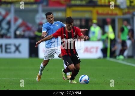 Milan, Italie. 12 septembre 2021. Brahim Diaz d'AC Milan contrôle le ballon pendant la série Un match entre AC Milan et SS Lazio au Stadio Giuseppe Meazza le 12 2021 septembre à Milan, Italie. Credit: Marco Canoniero / Alamy Live News Banque D'Images