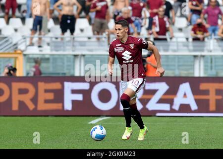 Turin, Italie. 12 septembre 2021. SASA Lukic du Torino FC pendant la série Un match de 2021/2022 entre le Torino FC et l'US Salernitana à Olimpico Grande Torino le 12 septembre 2021 à Turin, Italie crédit: Agence de photo indépendante / Alamy Live News Banque D'Images