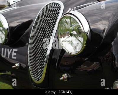 Gros plan d'une Jaguar XK 120 1000 Miglia Banque D'Images