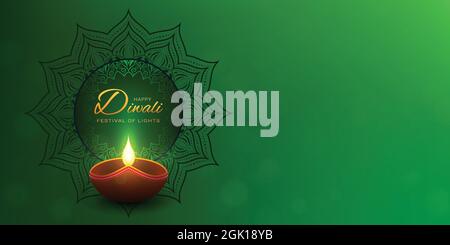 Fond vert Happy Diwali avec lampe diya lumineuse. Texte de message d'accueil doré. Décoration en mandala sombre. Illustration de Vecteur