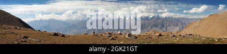 Vue panoramique de Ladakh Range à Stok Kangri Range - Ladakh - Jammu-et-Cachemire - Inde Banque D'Images