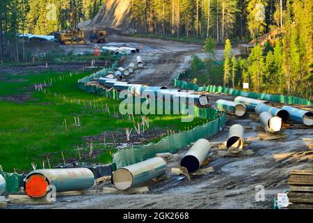 Construction du pipeline Trans Mountain à travers les montagnes rocheuses près de Hinton Alberta Canada Banque D'Images