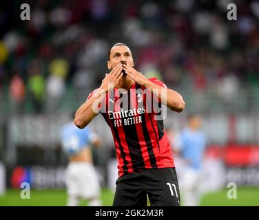 Milan, Italie. 12 septembre 2021. Le Zlatan Ibrahimovic d'AC Milan célèbre son but lors d'un match de football entre AC Milan et Lazio à Milan, en Italie, le 12 septembre 2021. Credit: STR/Xinhua/Alay Live News Banque D'Images