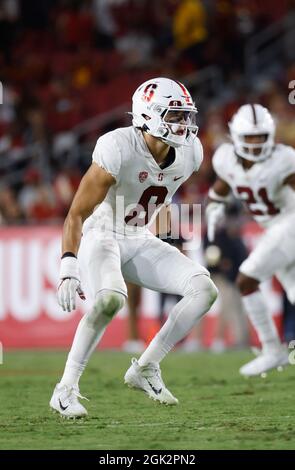 11 septembre 2021 Stanford Cardinal linebacker Tristan Sinclair #8 en action pendant le match de football NCAA entre les chevaux de Troie USC et le Cardinal Stanford au Los Angeles Coliseum à Los Angeles, Californie. Crédit photo obligatoire : Charles Baus/CSM Banque D'Images