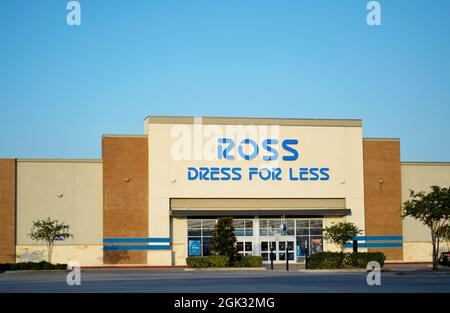 Houston, Texas États-Unis 08-22-2019: Ross Dress for less magasin de vêtements à Atascocita, Texas. Banque D'Images