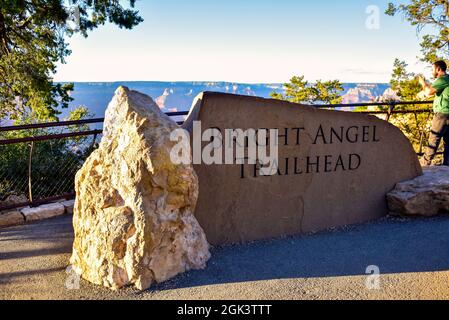 Panneau pour Bright Angel Trailhead au parc national du Grand Canyon, Arizona Banque D'Images