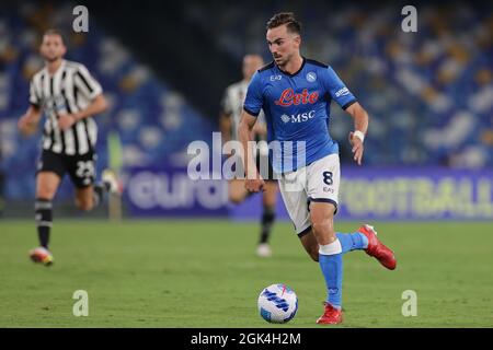 Naples, Italie. 11 septembre 2021. Fabian Ruiz de SSC Napoli pendant la série Un match de football 2021/2022 entre SSC Napoli et Juventus FC au stade Diego Armando Maradona à Naples (Italie), le 11 septembre 2021. Photo Cesare Purini/Insidefoto crédit: Insidefoto srl/Alay Live News Banque D'Images