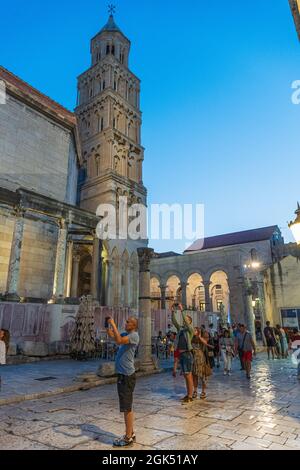 Split est la capitale et la plus grande ville du comté de Split-Dalmatie, de la Dalmatie et de l'Adriatique Croatie Banque D'Images