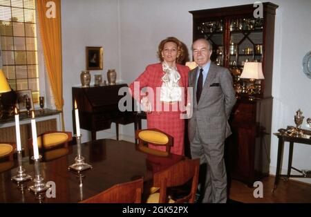 Prinz Sigvard Bernadotte Mit Seiner Dritten Ehefrau Gullan Marianne ...