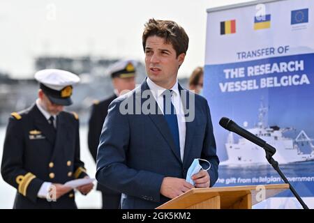 Le secrétaire d'Etat à la politique scientifique, Thomas Dermine, en photo, lors de la signature de l'accord pour le transfert du navire de recherche Belgica à l'U Banque D'Images