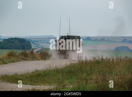 Armée britannique Hagglands Bandvagn 206 Bv206 en action sur un exercice militaire Wiltshire UK Banque D'Images