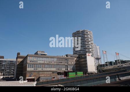 La ligne d'horizon toujours changeante de Croydon, dans le Surrey-Angleterre Banque D'Images