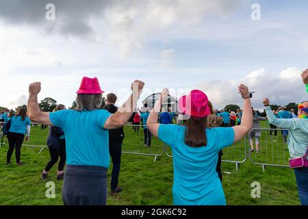 Arley Hall & Gardens-5k Sunset Walk pour recueillir des fonds pour St. Rocco's, l'hôpital local pour les personnes ayant reçu un diagnostic de maladie qui limite leur vie Banque D'Images
