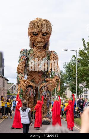 12 septembre 2021. Nairn, Highlands, Écosse, Royaume-Uni. C'est LA TEMPÊTE - "les océans sont en hausse, et il en est de même DE LA TEMPÊTE. Des makers de Big Man Walking vient un f Banque D'Images