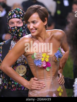 New York, États-Unis. 13 septembre 2021. Irina Shayk participant au Metropolitan Museum of Art Costume Institute Average Gala 2021 à New York, NY, USA, le 13 septembre 2021. Photo de Charles Guerin/ABACAPRESS.COM crédit: Abaca Press/Alay Live News Banque D'Images