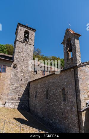 Le sanctuaire franciscain de la Verna (province d'Arezzo) est célèbre pour être le lieu où Saint François d'Assise a reçu les stigmates le septembre Banque D'Images