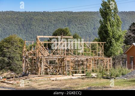 Chantier d'une nouvelle maison en bois, Villa Pehuenia, Argentine Banque D'Images