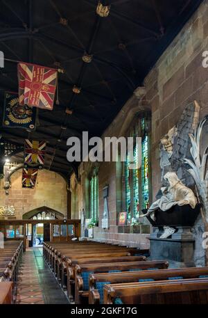 L'église St Giles, est l'église paroissiale de Wrexham, pays de Galles. Un bâtiment classé de grade I.le tombeau d'Elihu Yale, bienfaiteur de l'université de Yale est situé. Banque D'Images