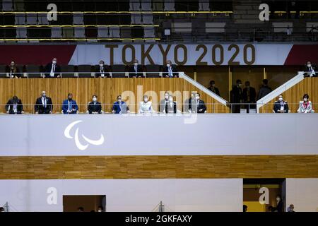 TOKIO (SHINJUKU-KU), JAPON - AOÛT 24 : Tokyo Deligierte am Tag (0) der Paralympiques (Paralymische Spiele) Tokio 2020 waehrend der Eroeffnungsfeier i Banque D'Images