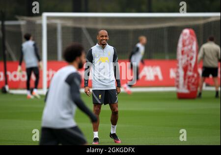 Kirkby, Knowsley, Merseyside, Angleterre, 14 septembre 2021 : le Centre de formation AXA, Kirkby, Knowsley, Merseyside, Angleterre : formation du FC Liverpool en prévision du match de la Ligue des Champions contre l'AC Milan le 15 septembre : Fabinho de Liverpool Banque D'Images