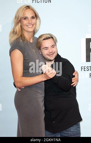 Camille Lou et Samuel Allain Abitbol assistent à la séance photo de J irai au bout de mes refes lors du 23e Festival de fiction télévisée à la Rochelle, le 14 septembre 2021 à la Rochelle, France. Photo de David Niviere/ABACAPRESS.COM Banque D'Images