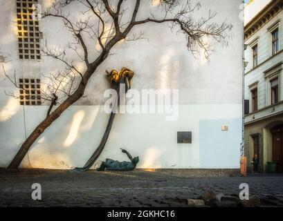 Hongrie, Budapest, mars 2020, vue du Mémorial de Carl Lutz réalisée par l'artiste Tamás Szabó en 1991 Banque D'Images