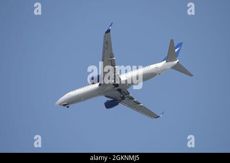 ISTANBUL, TURQUIE - 24 MAI 2021 : Boeing 737-8F2 (CN 29778) d'AnadoluJet Airlines débarquant à l'aéroport Sabiha Gokcen d'Istanbul. Banque D'Images