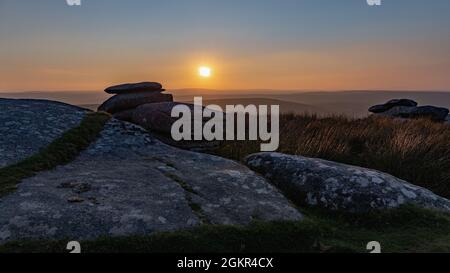 Coucher de soleil sur Stowes Hill Bodmin Moor Cornwall Banque D'Images