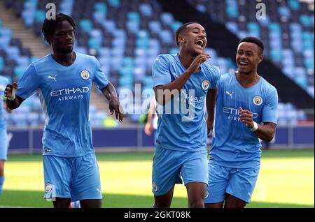 Oscar Bobb de Manchester City célèbre le deuxième but de son équipe lors de la Ligue de la jeunesse de l'UEFA, le groupe A au stade de l'Académie de Manchester City. Date de la photo: Mercredi 15 septembre 2021. Banque D'Images