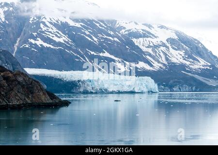 Le terminus du glacier Margerie dans le bras de mer Tarr, parc national de Glacier Bay, en Alaska Banque D'Images