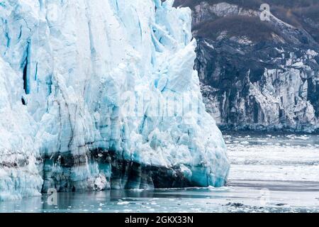 Gros plan du terminus du glacier Margerie dans le parc national de Glacier Bay, en Alaska Banque D'Images