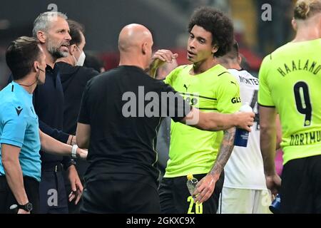 ISTANBUL, TURQUIE - SEPTEMBRE 15 : Marco Rose de Borussia Dortmund, Axel Witsel de Borussia Dortmund lors du match de l'UEFA Champions League entre Besiktas et Borussia Dortmund au parc Vodafone le 15 septembre 2021 à Istanbul, Turquie (photo de TUR/Orange Pictures) Credit: Orange pics BV/Alay Live News Banque D'Images