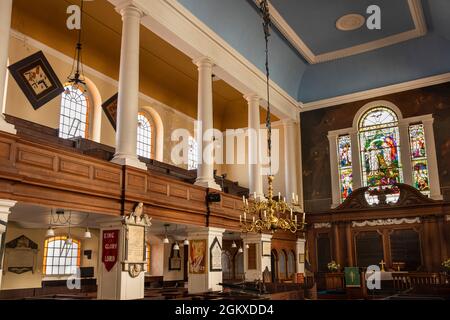 Royaume-Uni, Angleterre, Cheshire, Congleton, Église paroissiale de Saint-Pierre, intérieur Banque D'Images