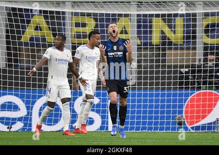 Milan, Italie. 15 septembre 2021. Milan Skriniar du FC Internazionale lors du match de football du groupe D de l'UEFA Champions League entre le FC Internazionale et le Real Madrid au stade San Siro de Milan (Italie), le 15 septembre 2021. Photo Andrea Staccioli/Insidefoto crédit: Insidefoto srl/Alamy Live News Banque D'Images