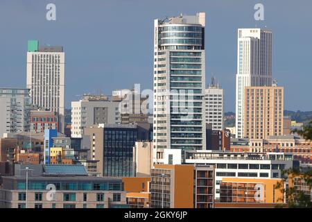 3 bâtiments les plus hauts de Leeds. Sky Plaza 106 m (à gauche) Bridgewater place 112 m (au centre) Altus House 116 m (à droite) et aussi le plus haut bâtiment du Yorkshire Banque D'Images