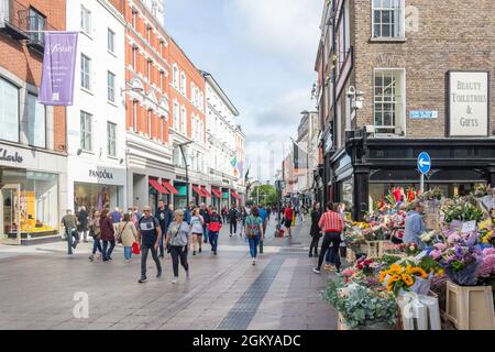 Flower stands, Grafton Street, Dublin, République d'Irlande Banque D'Images