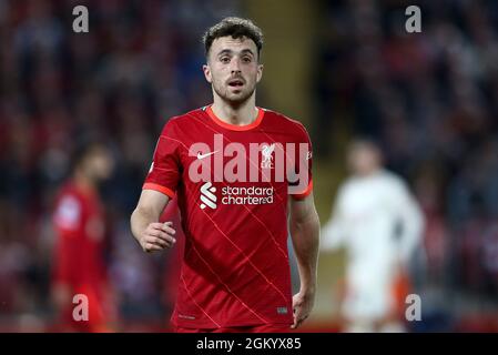 Liverpool, Royaume-Uni. 15 septembre 2021. Diogo Jota de Liverpool regarde. Ligue des champions de l'UEFA, match du groupe B, Liverpool v Milan au stade Anfield de Liverpool le mercredi 15 septembre 2021. Cette image ne peut être utilisée qu'à des fins éditoriales. Utilisation éditoriale uniquement, licence requise pour une utilisation commerciale. Aucune utilisation dans les Paris, les jeux ou les publications d'un seul club/ligue/joueur. photo par Chris Stading/Andrew Orchard sports Photography/Alamy Live News crédit: Andrew Orchard sports Photography/Alamy Live News Banque D'Images