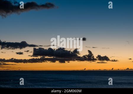 Magnifique coucher de soleil sur Oahu, Hawaï Banque D'Images