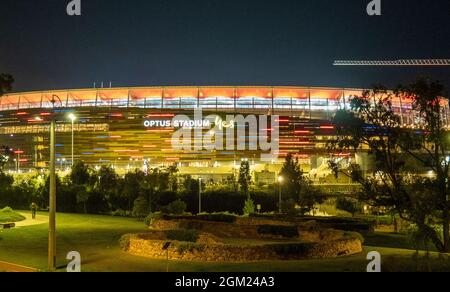 Le stade Optus s'illumine la nuit, Perth Australie occidentale Banque D'Images