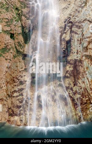 Cascade du Sorrosal à Broto, Huesca, Pyrénées aragonaises, nord de l'Espagne Banque D'Images