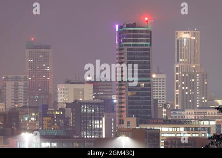 3 bâtiments les plus hauts de Leeds. Sky Plaza 106 m (à gauche) Bridgewater place 112 m (au centre) Altus House 116 m (à droite) et aussi le plus haut bâtiment du Yorkshire Banque D'Images