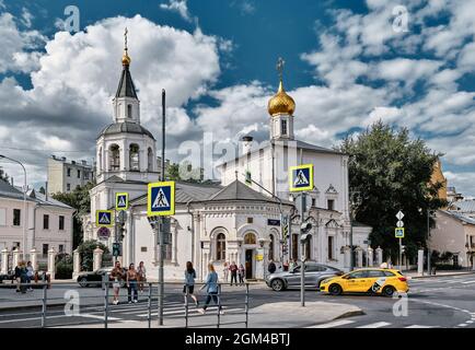 Sretenka Street, Eglise de l'Assomption de la Sainte Vierge Marie à Pechatniki, 1631-1695, un objet de patrimoine culturel: Moscou, Russie - 23 août Banque D'Images