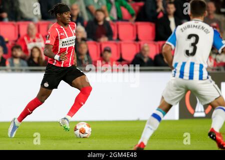 Eindhoven, pays-Bas. 16 septembre 2021. EINDHOVEN, PAYS-BAS - SEPTEMBRE 16: Noni Madueke de PSV lors du match de l'UEFA Europa League Group Stage entre PSV et Real Sociedad au stade Phillips Stadion le 16 septembre 2021 à Eindhoven, pays-Bas (photo de Broer van den Boom/Orange Pictures) Credit: Orange pics BV/Alay Live News Banque D'Images