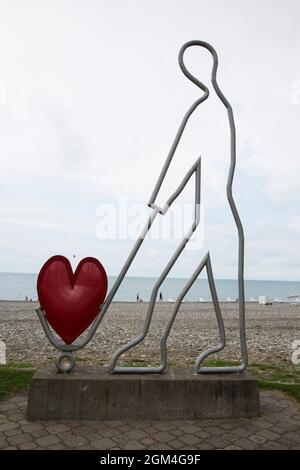 Monument de l'amour le 27 juin 2021 à Batumi. Côte de la mer Noire. Batumi est la ville de l'Amour. Banque D'Images