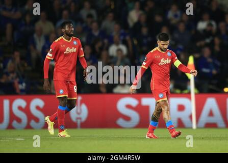 Leicester, GBR. 16 septembre 2021. Lorenzo Insigne et Franck Zambo de Napoli réagissent pendant Leicester City v Napoli, UEFA Europa League football match, King Power Stadium, Leicester, UK-16 Sep 2021 Credit: Michael Zemanek/Alay Live News Banque D'Images