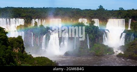 Chutes d'Iguazu au Brésil Banque D'Images