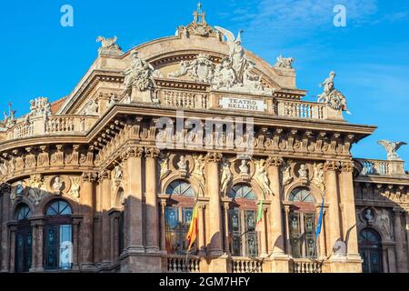 Façade du Teatro Massimo Bellini à Catane. Sicile, Italie Banque D'Images