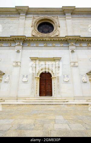 Façade Renaissance de la cathédrale de San Lorenzo à Lugano, canton du Tessin, Suisse. Banque D'Images