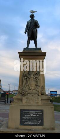 Whitby - Mémorial du capitaine Cook Banque D'Images